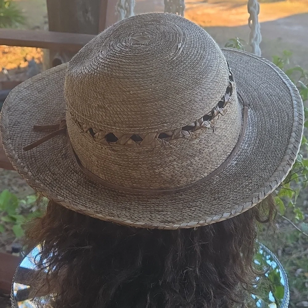 Tula Angler Unisex Straw Suede Chin Strap Sun Gardener Hat